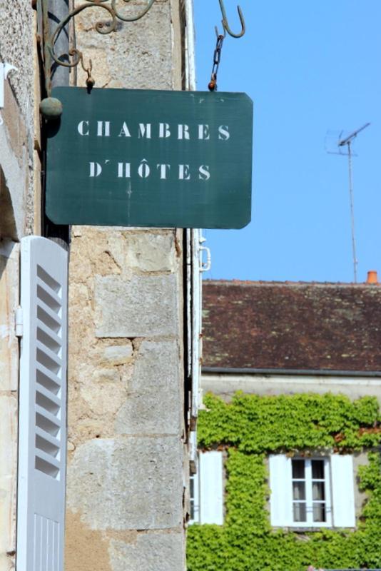 Le Tabellion Bed and Breakfast Noyers-sur-Serein Eksteriør billede