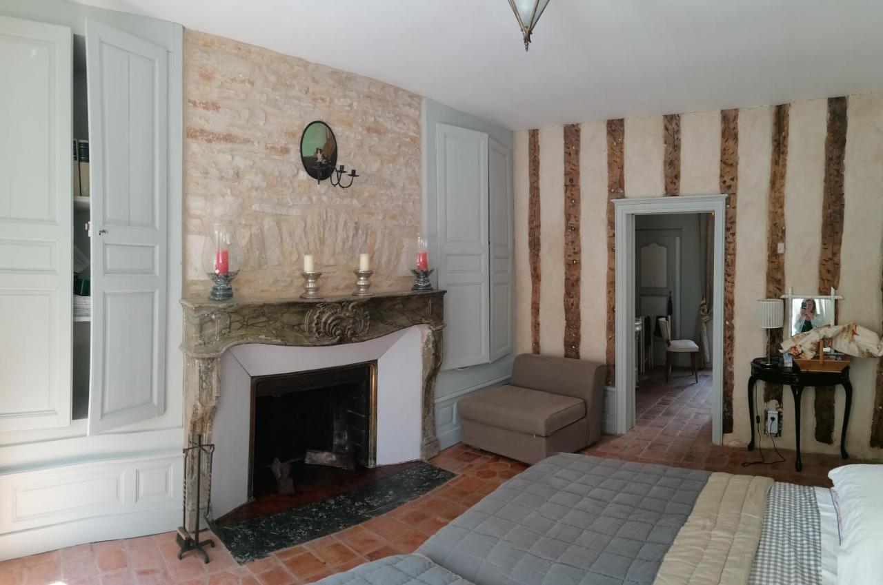 Le Tabellion Bed and Breakfast Noyers-sur-Serein Eksteriør billede