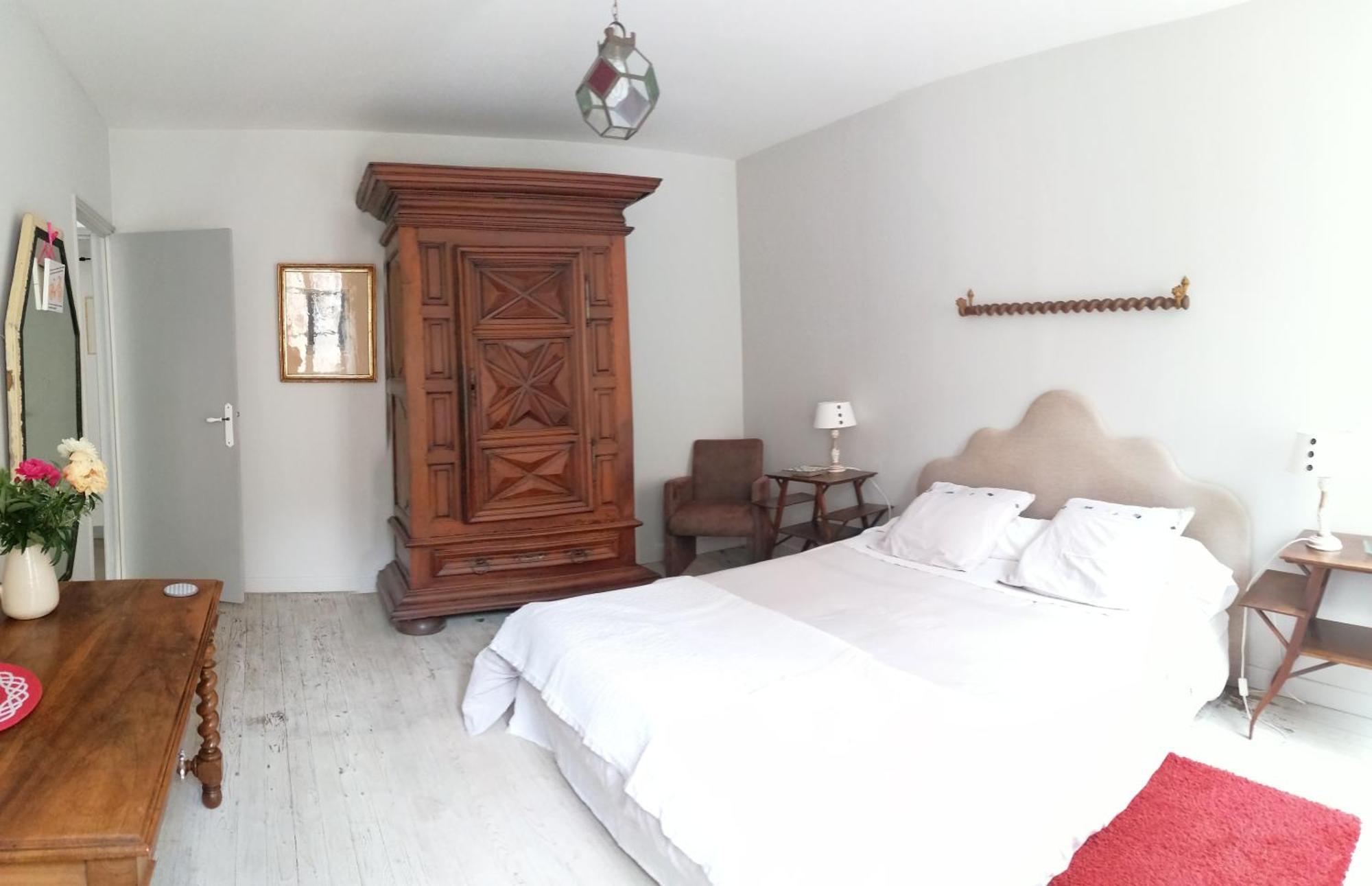 Le Tabellion Bed and Breakfast Noyers-sur-Serein Eksteriør billede