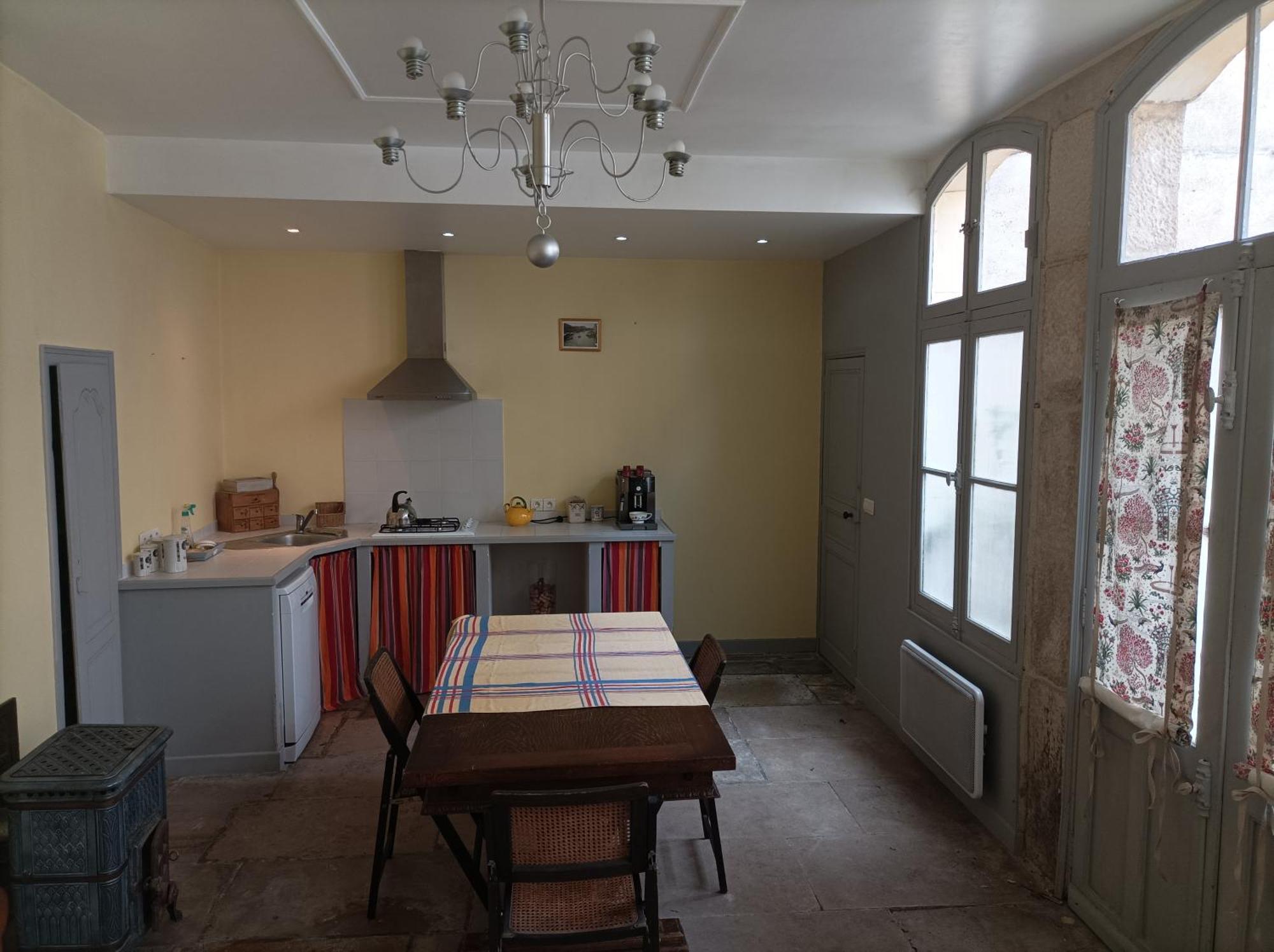 Le Tabellion Bed and Breakfast Noyers-sur-Serein Eksteriør billede